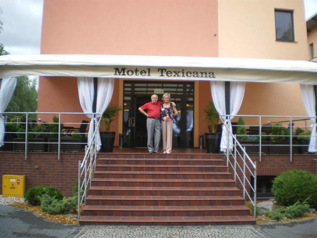 Hotel Texicana Sulechów Exterior foto