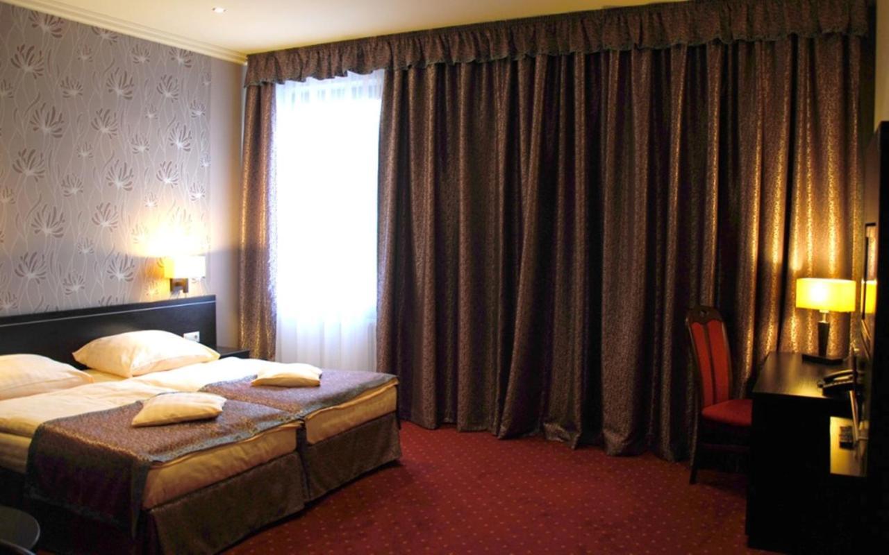Hotel Texicana Sulechów Zimmer foto